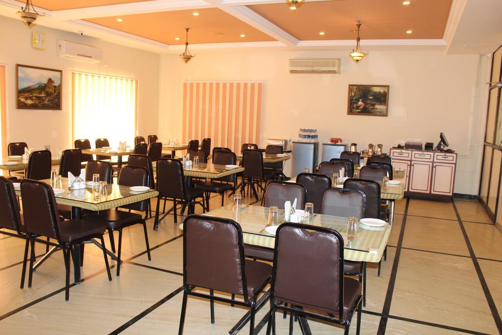 Paramount Inn Sriperumbudur Εξωτερικό φωτογραφία