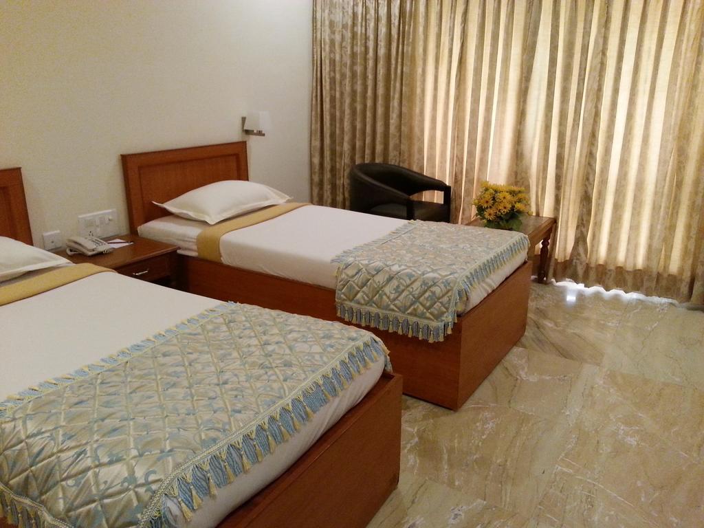 Paramount Inn Sriperumbudur Δωμάτιο φωτογραφία